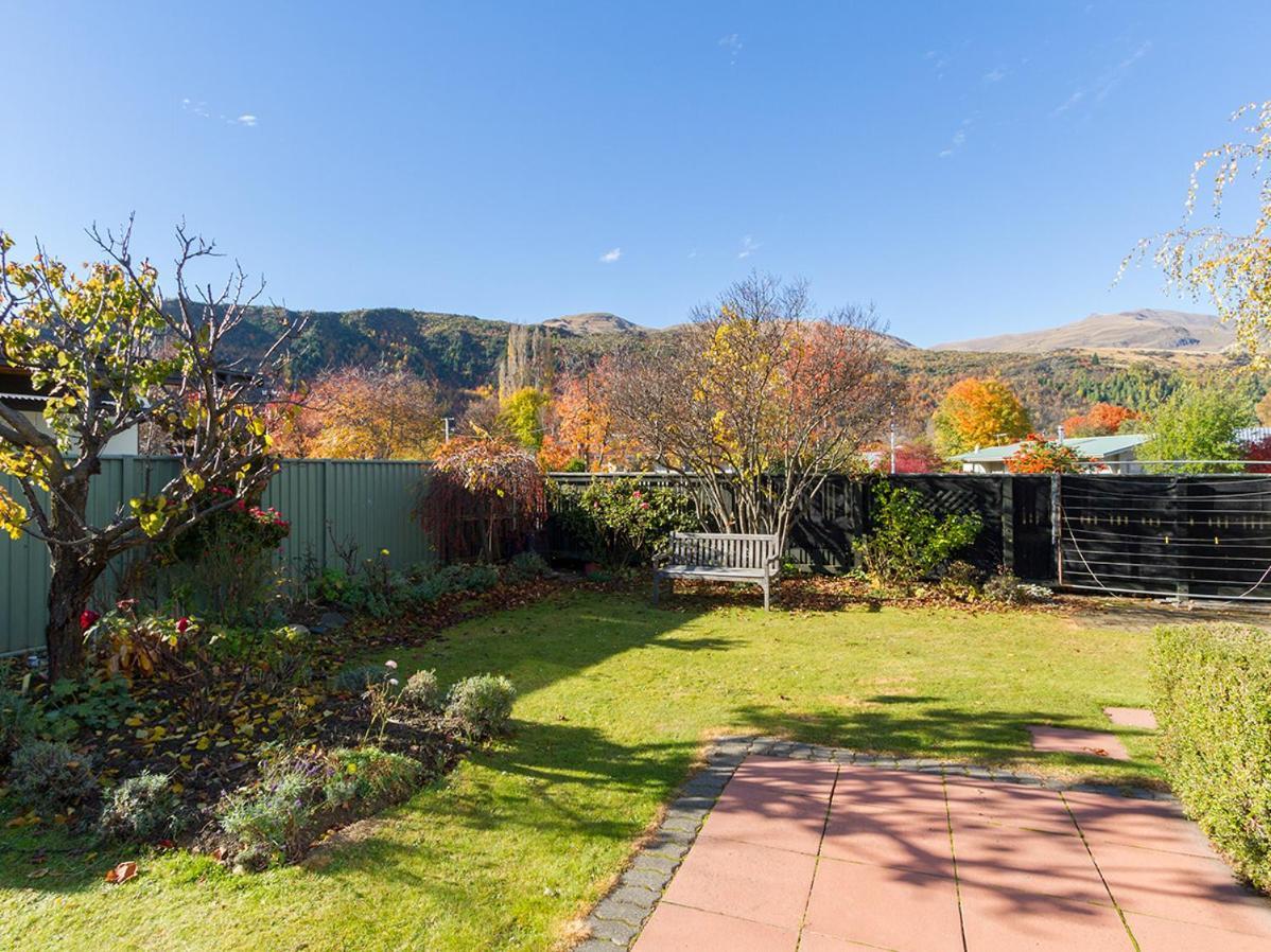 Brow Peak View - Arrowtown Holiday Home エクステリア 写真